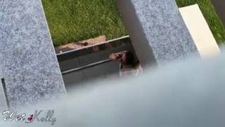 Il filme en cachette sa voisine se masturber sur son balcon !